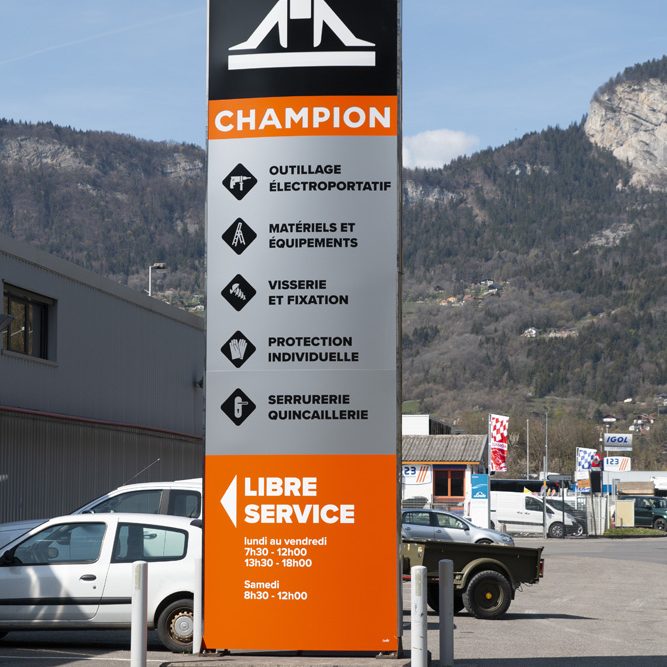 Totems-montfort-CHAMPION TOTEM