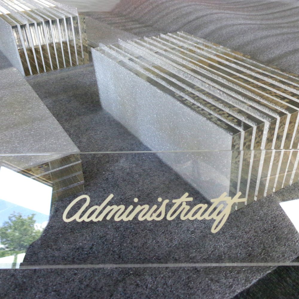 plaque-signaletique-montfort-plexi